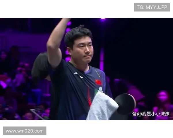 梁靖崑关键球失误遗憾败北 西福恩特斯获胜